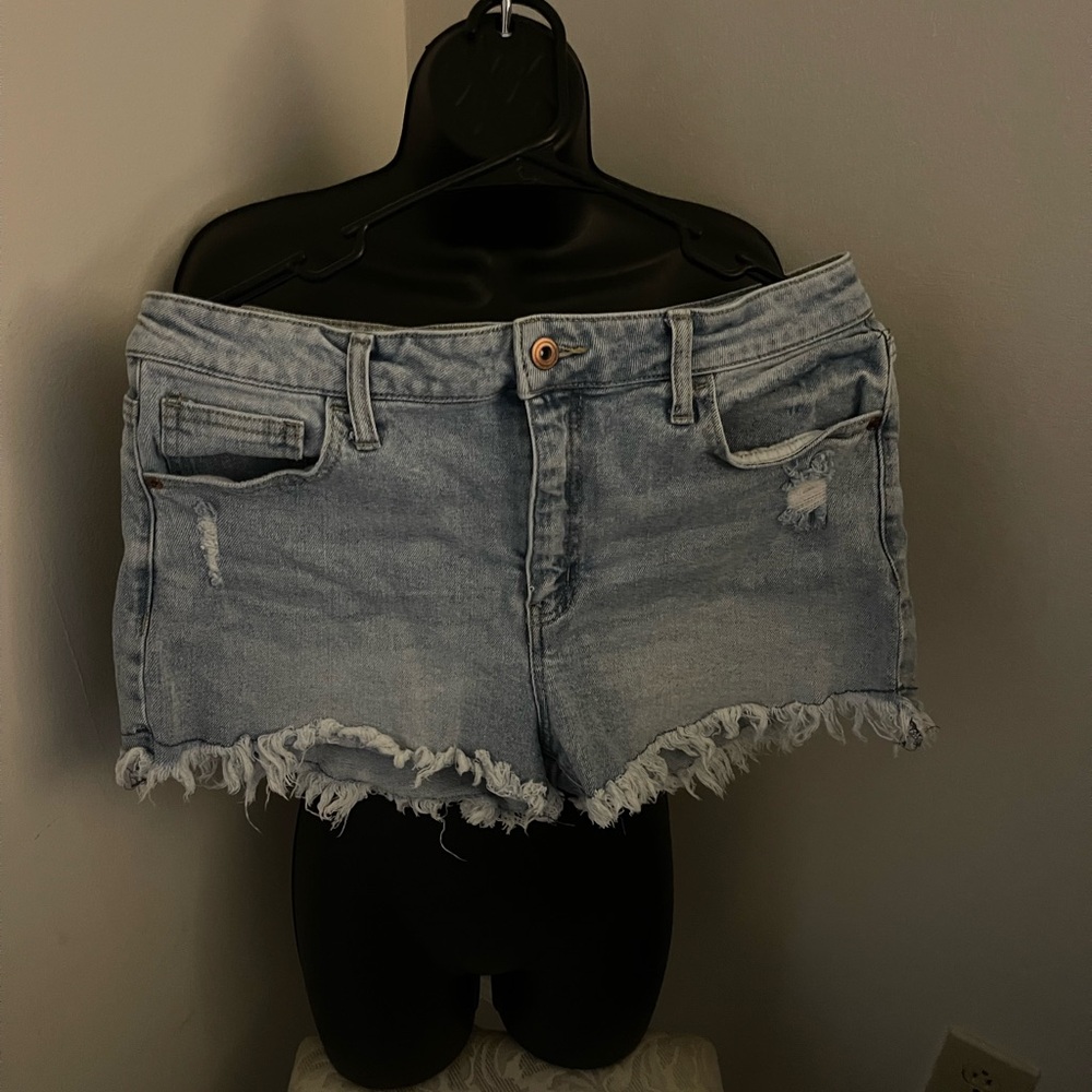 Celebrity Pink Light Blue Frayed Jean Shorts
